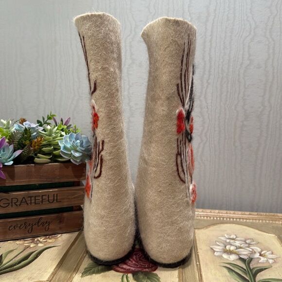 Vintage Russian Valenki Traditional Wool Felt Boots Beautiful Embroidered Birds - Picture 11 of 16